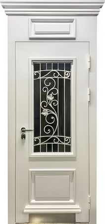 Белая термодверь с карнизом, отделка МДФ, остекление и решетка Белая термодверь с карнизом, отделка МДФ, остекление и решетка