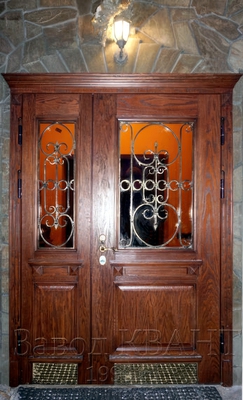 Дверь с покрытием массивом Дверь с покрытием массивом