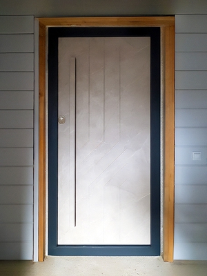 Дверь с ручкой-рейлингом, внутренняя сторона