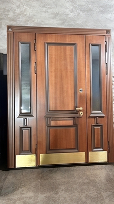 Полуторная дверь МДФ шпон с багетом и остеклением