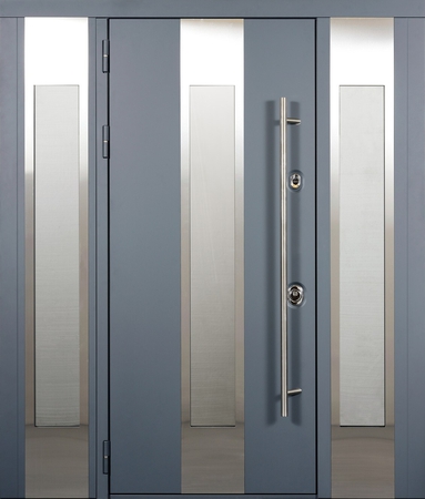 Тамбурная дверь МДФ окрас RAL с остеклением Тамбурная дверь МДФ окрас RAL с остеклением